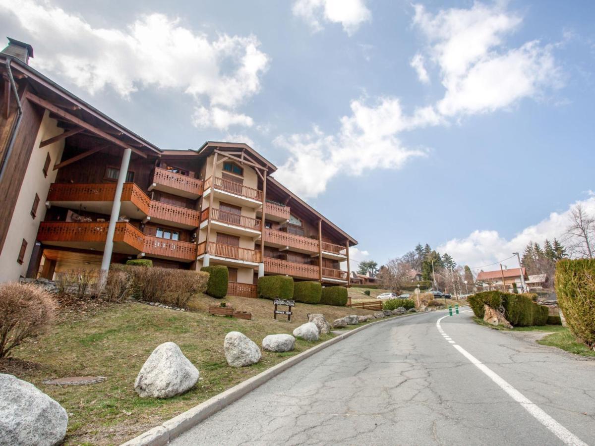 Apartment Les Aiguilles Du Midi-2 By Interhome